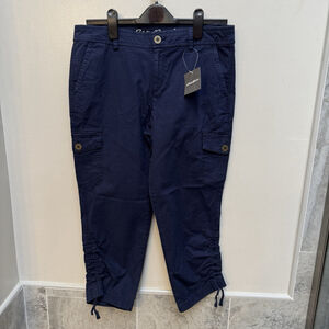 Eddie Bauer Women Adventurer Ripstop Stretch Cargo Crop Pants Navy Atlantic Sz 6